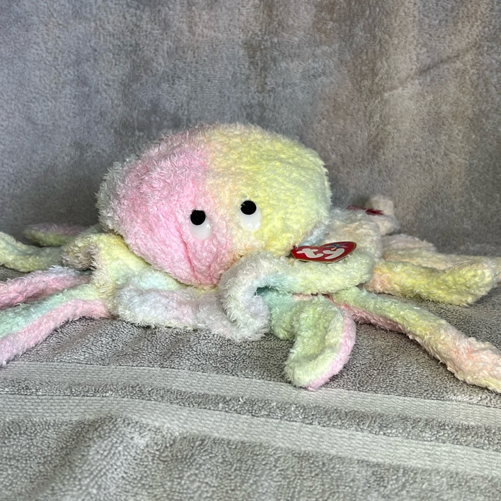 Goochy (Beanie Baby)